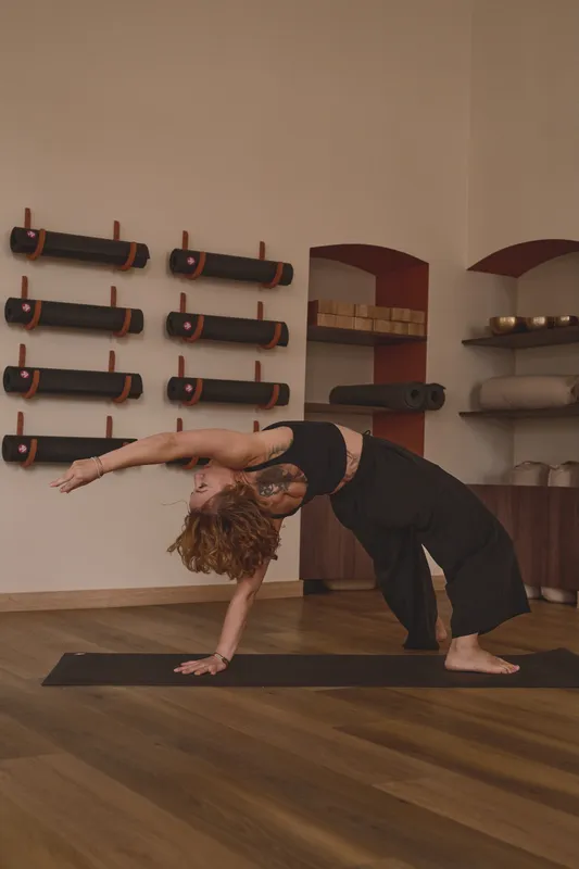 Vinyasa joga z Domi